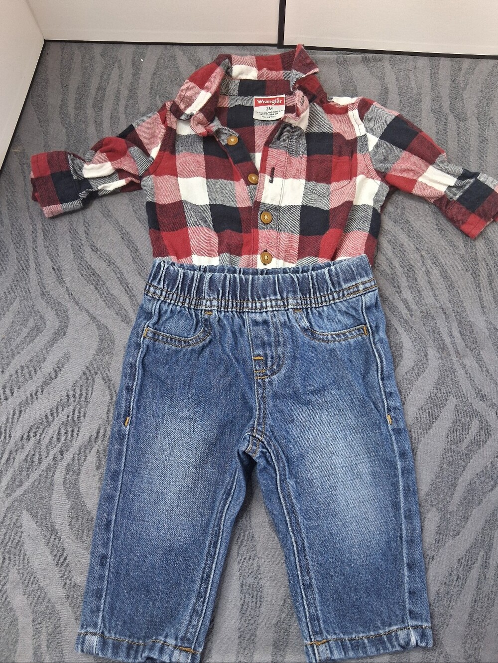 Wrangler Red Black White Plaid Shirt with Blue Denim Jeans 3m